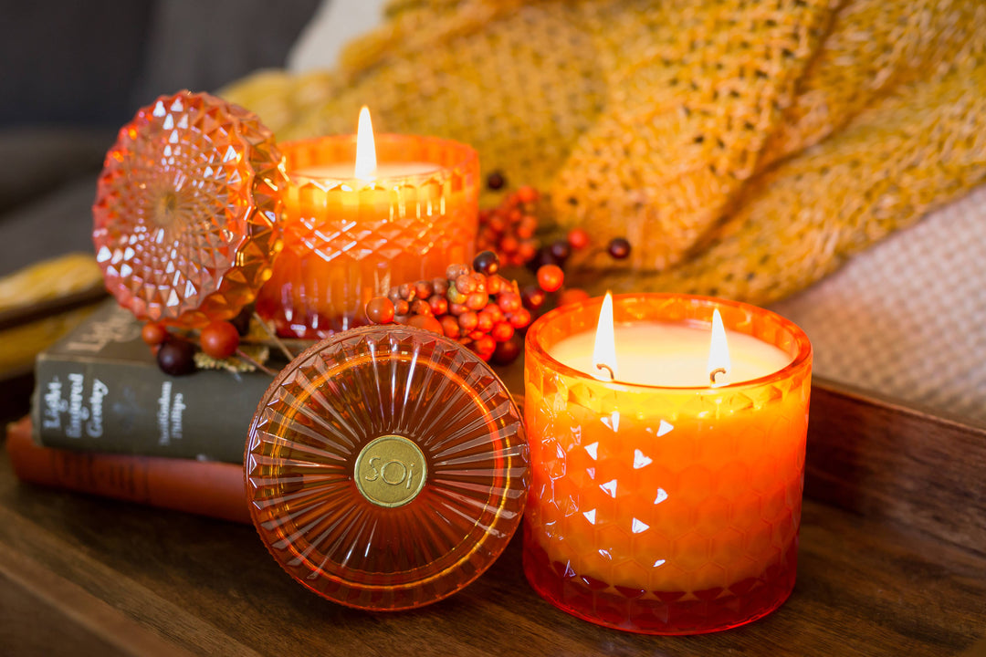 Pomander 8oz Petite Shimmer Candle  / Orange Glass