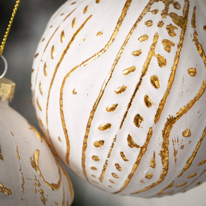 EMBOSSED BALL ORNAMENTS