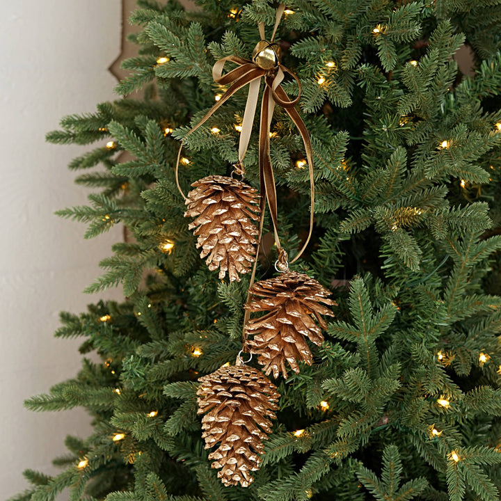 18inL Gold Jumbo Pinecone Trio Cluster