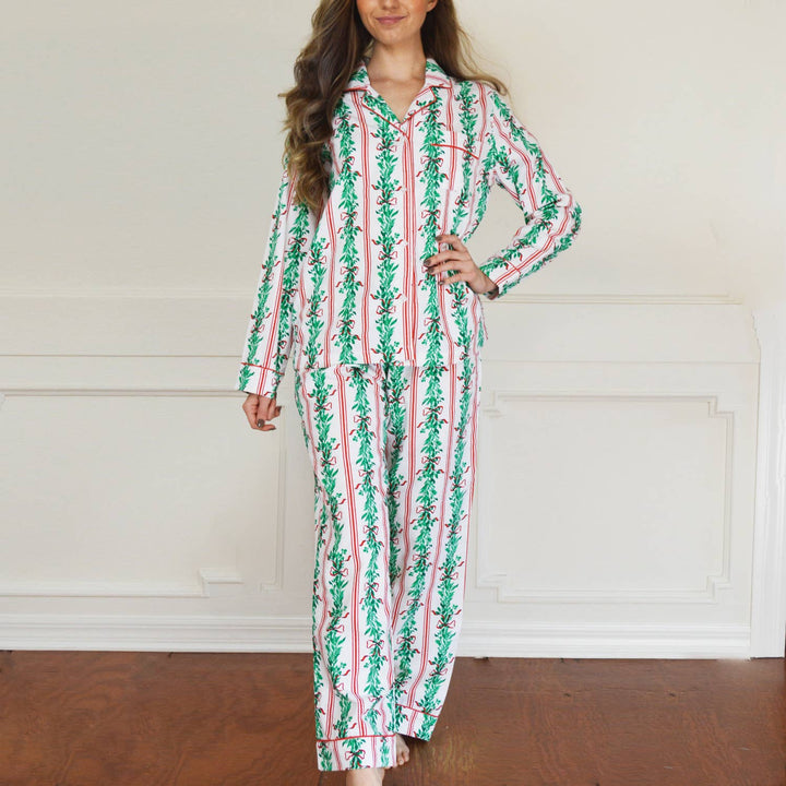 Red Mistletoe Vine Flannel PJ Set