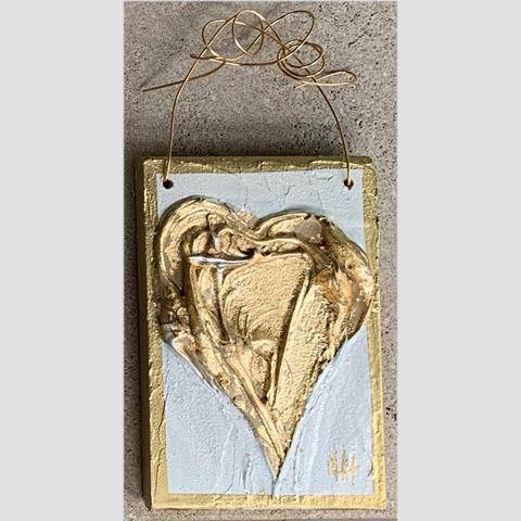 Heart Hanger by DHH Designs